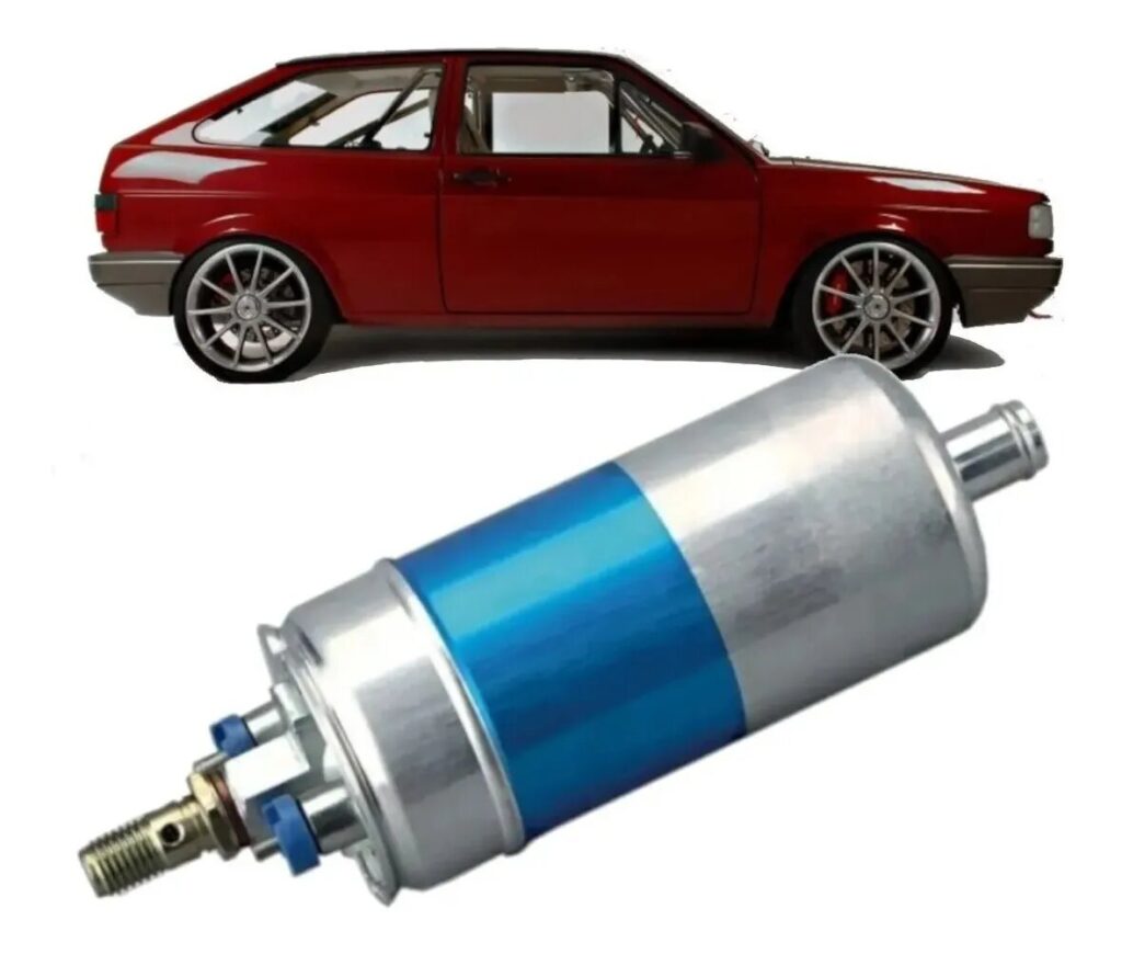 Na imagem há um exemplo de bomba de combustível mecânica, comum em carros mais antigos.